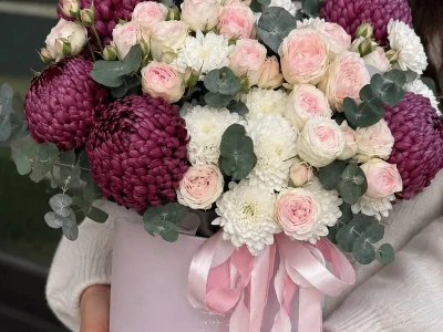 Композиция XL с Бигуди и кустовой розой «Бархатный вихрь»